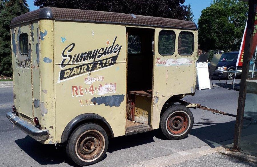 image of the sunnyside dairy cart 